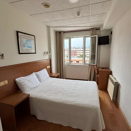 Hotel Besaya Torrelavega Exterior photo